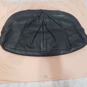 MIU MIU BLACK LEATHER ENVELOPE CLUTCH